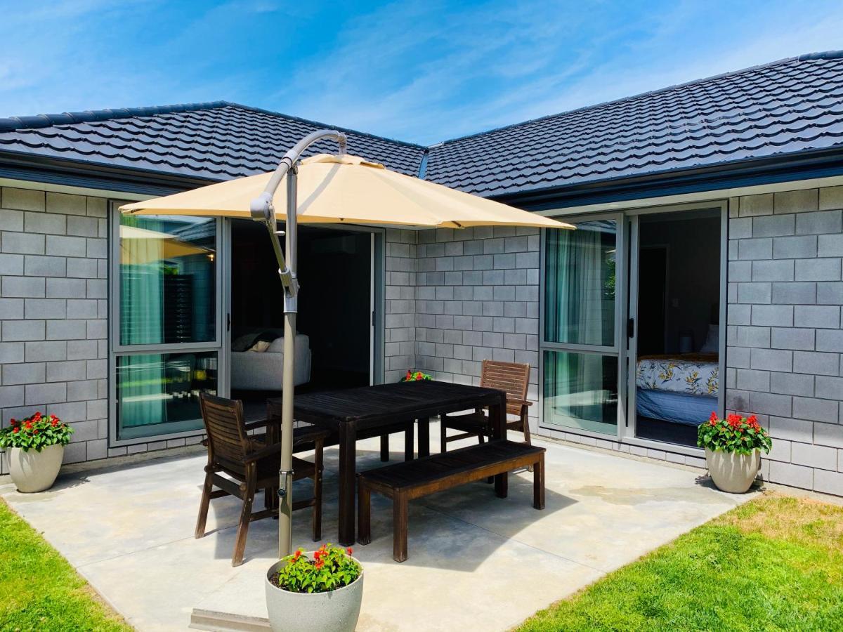 Stunning Modern Retreat Villa Hastings Eksteriør bilde